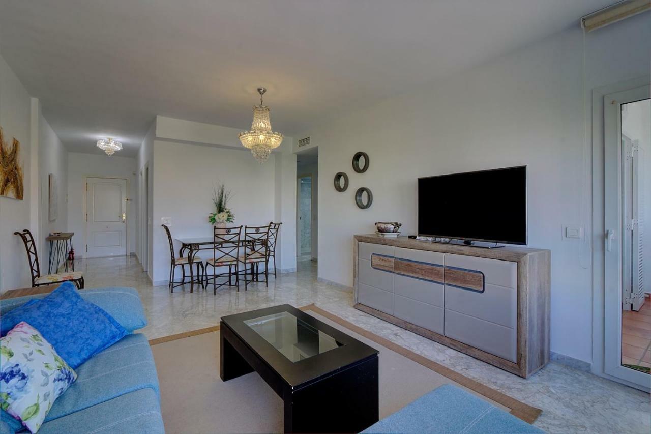 Beachfront In Puerto Banus, Playa Rocio Apartamento