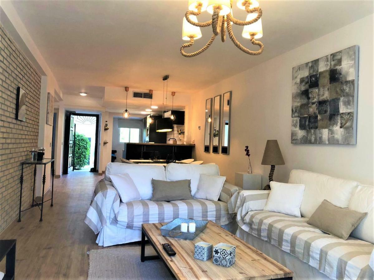 Jasmine Apartment *