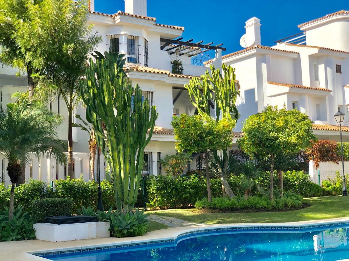 Apartment Ab Properties: Golden Mile Penthouse With Pool Near Puerto Banus