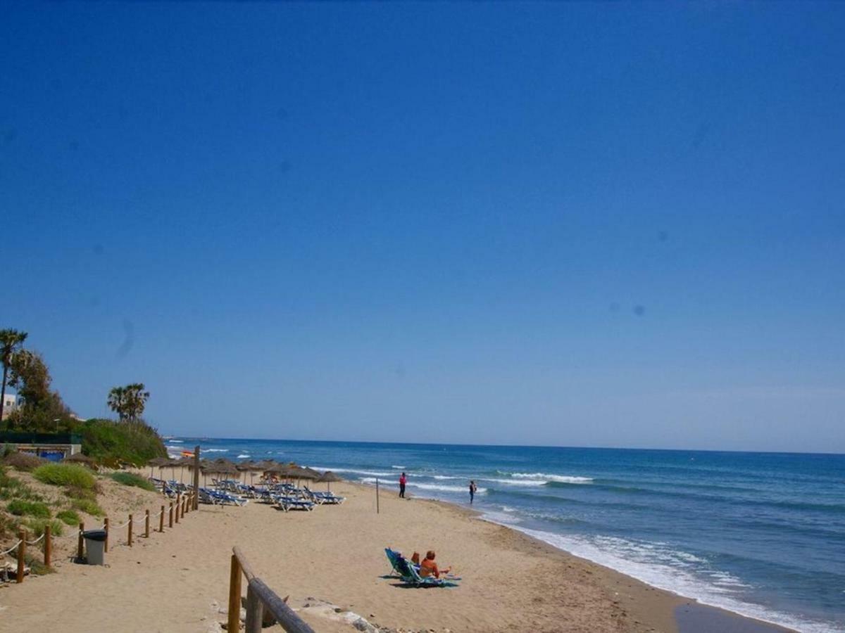 Casa Soleada - Beautiful Villa, Corner By Pools, Facilities,full Kitchen, 3 Terraces, Internet
