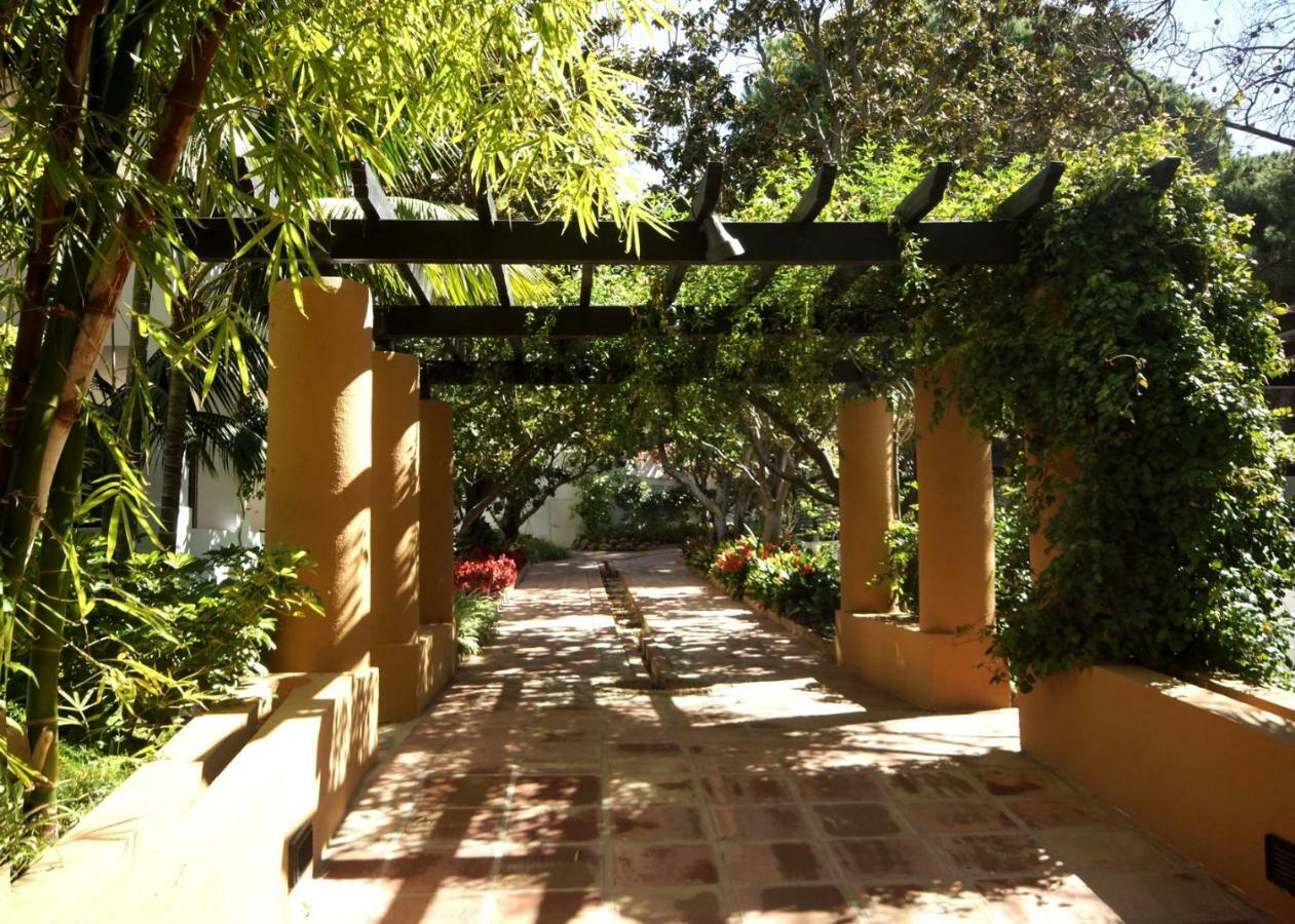 Jardines De Golondrinas With Sea Views Apartment