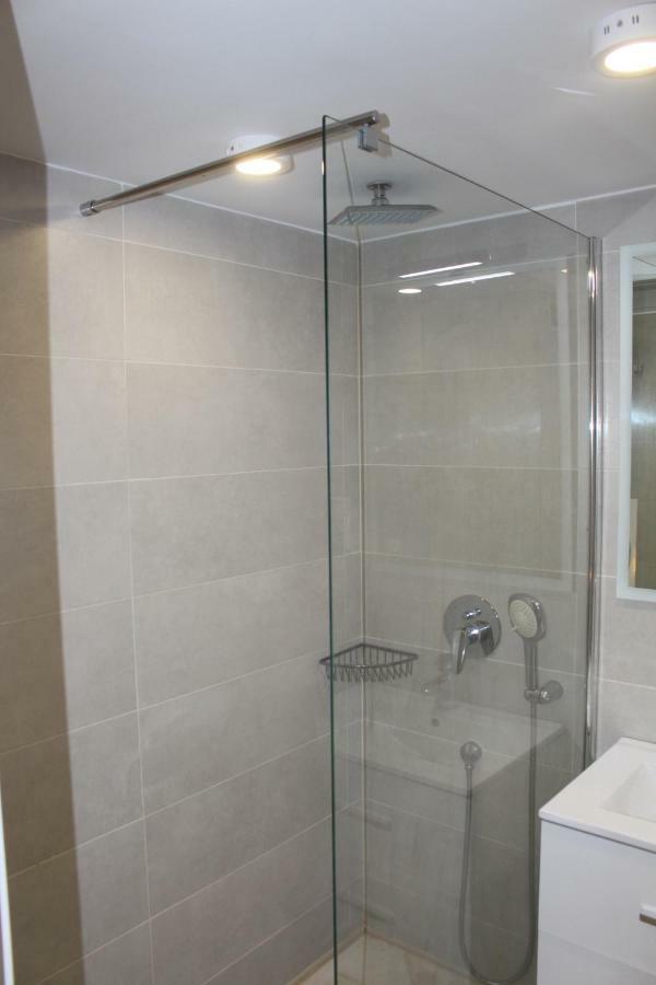 Two Bedroom In Heart Of Apartment