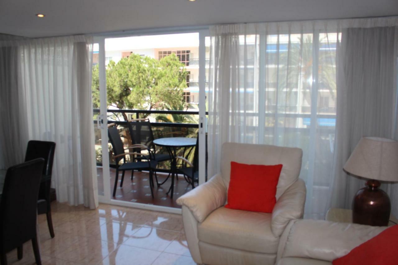 Two Bedroom In Heart Of *