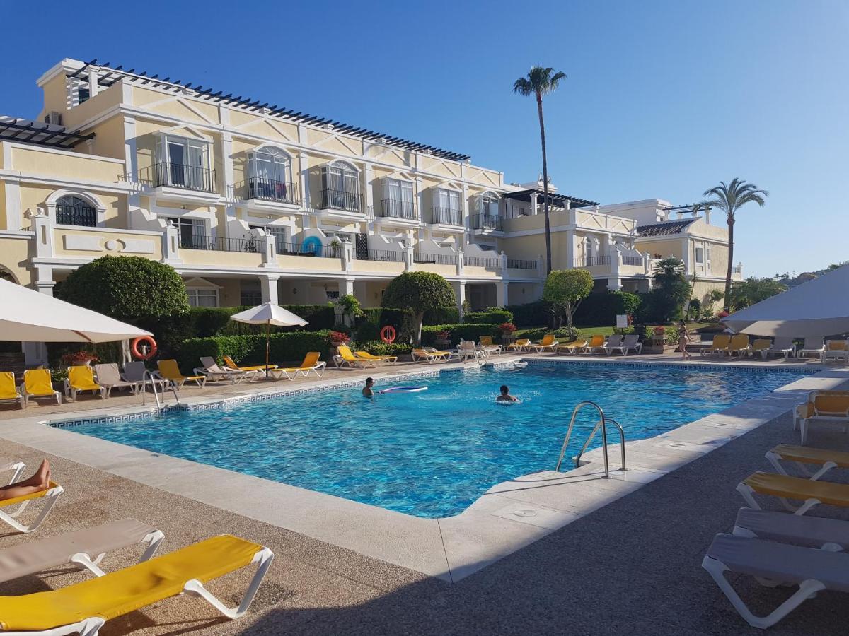 Aloha Gardens Near Puerto Banus With Breathtaking Mountain View Marbella
