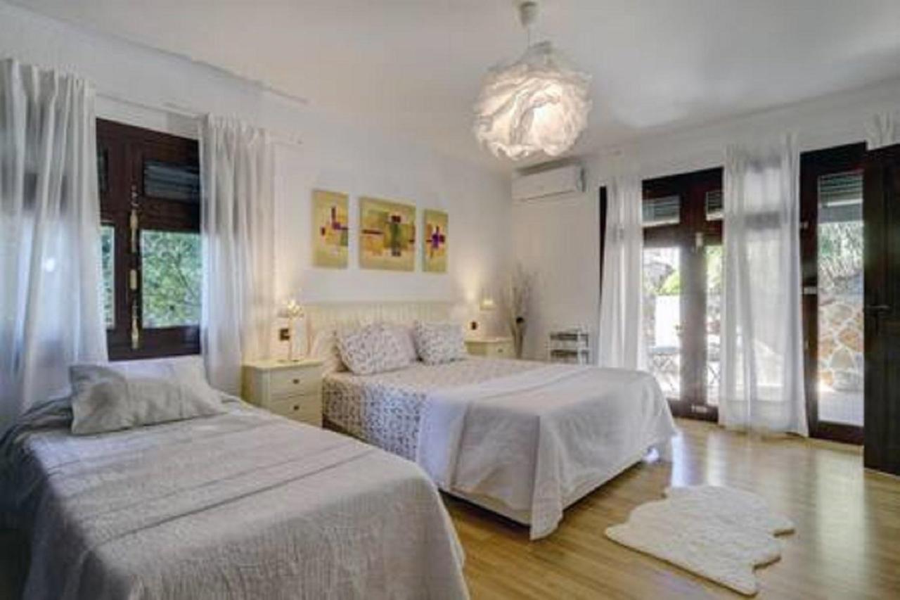 Africa Villa