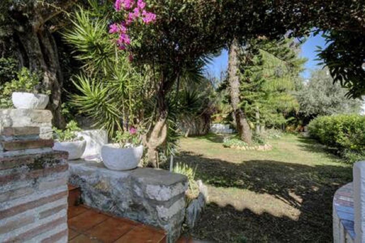 Africa Villa *