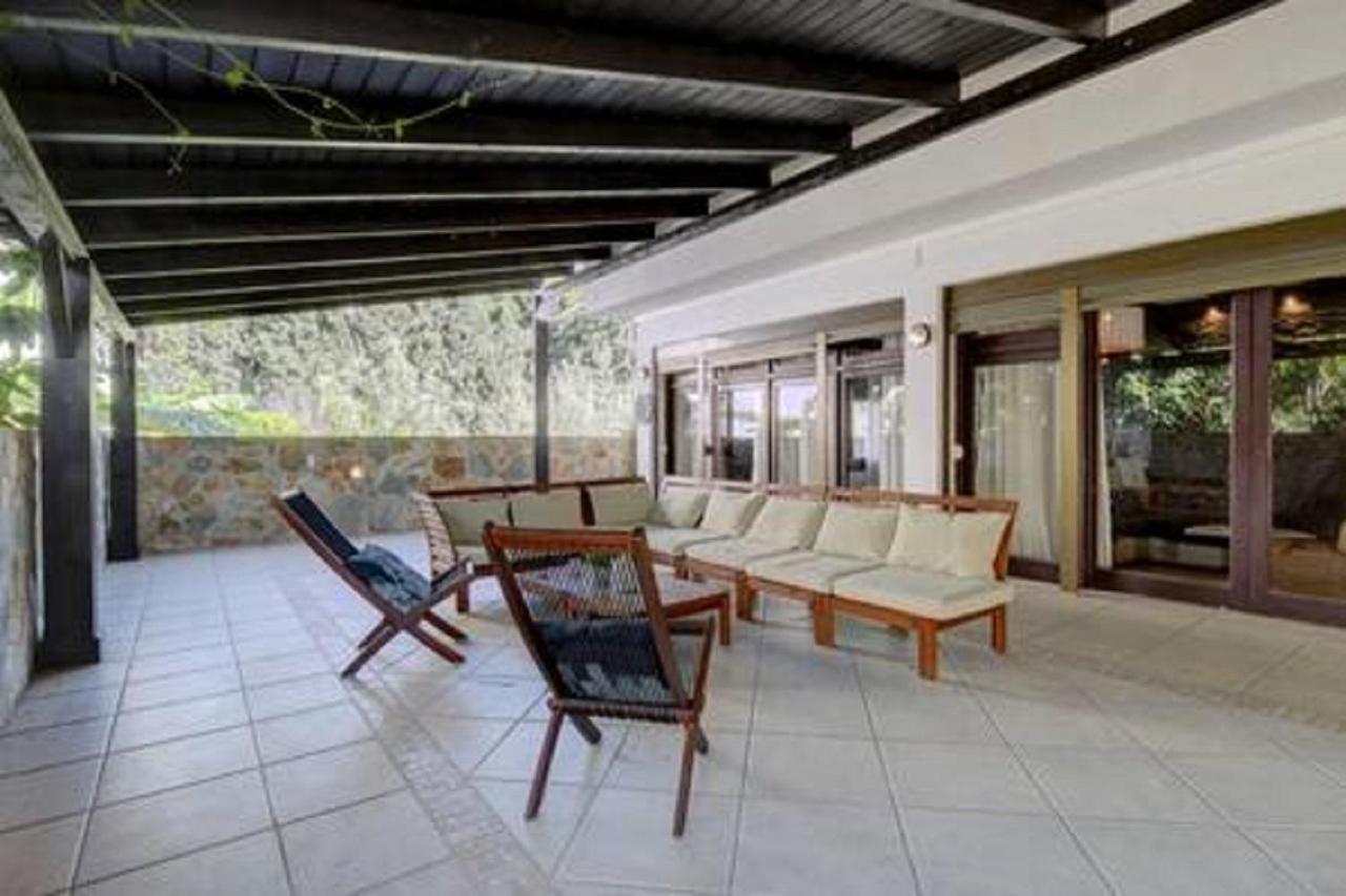 Africa Villa
