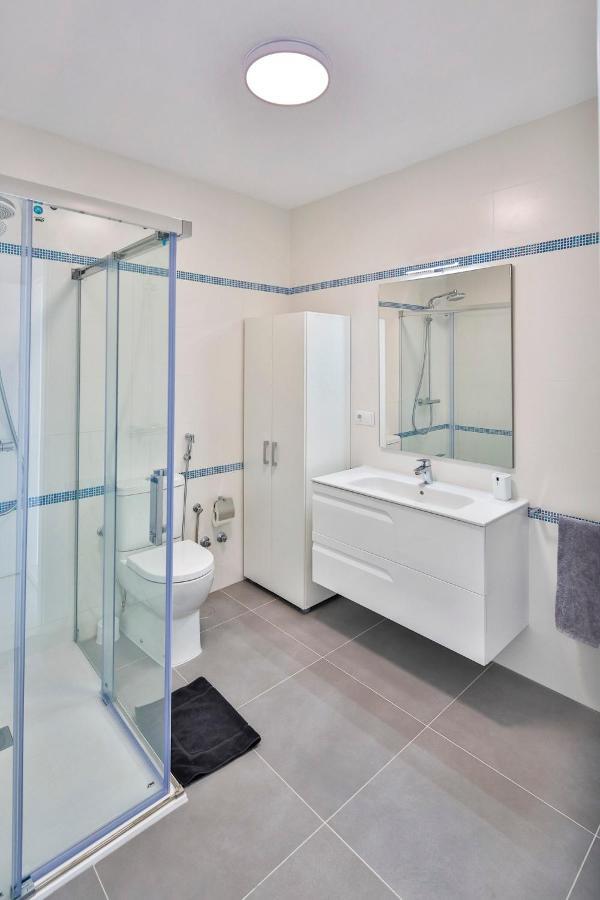 Apartment Modern 2 Bed Puerto Banus K2 Marbella