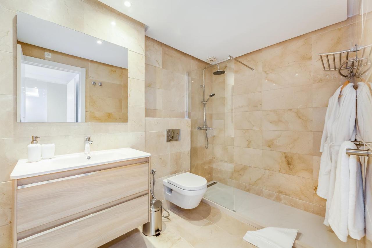 Apartment Bright In The Heart Of Puerto Banus