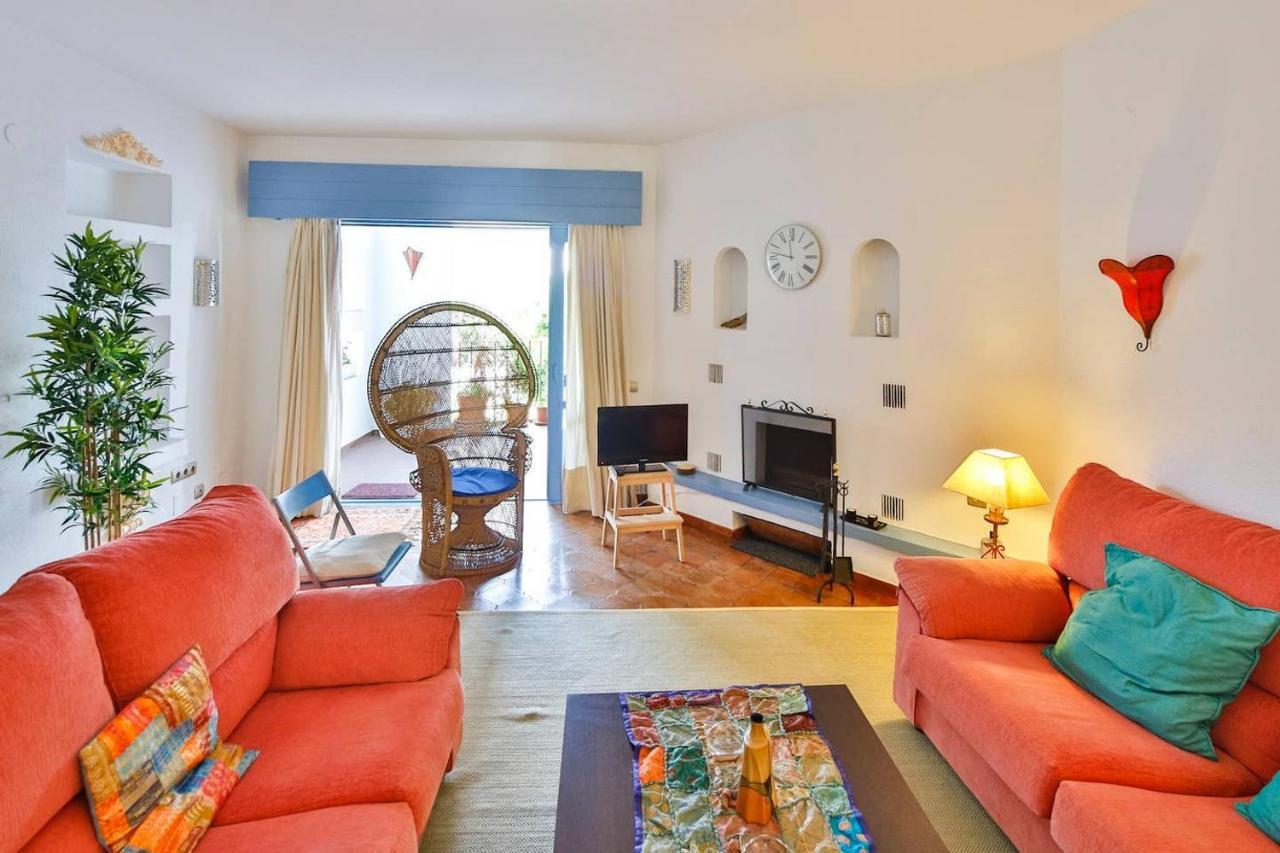 Puerto Banus 2 Bedrooms P2 *
