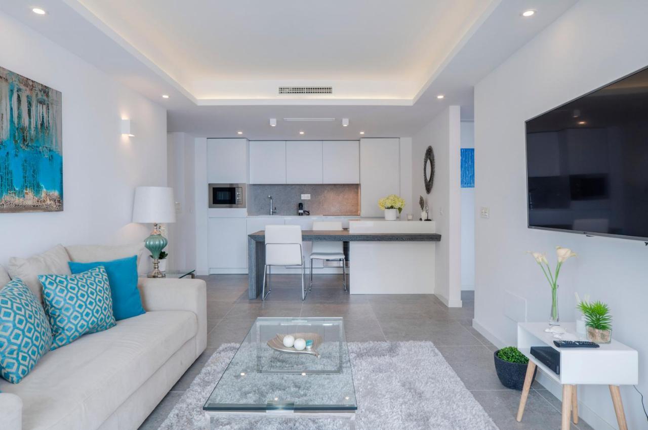 Sea Views Center Apartment *