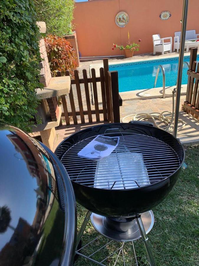Con Piscina A 50 M De La Playa . Holiday home *