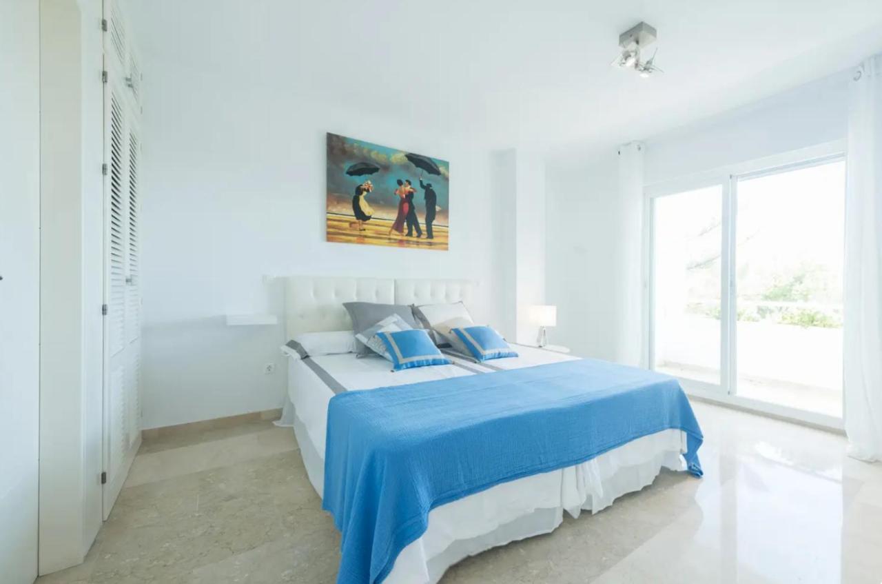 Charming 2 Bedroom Trocadero Arena Area