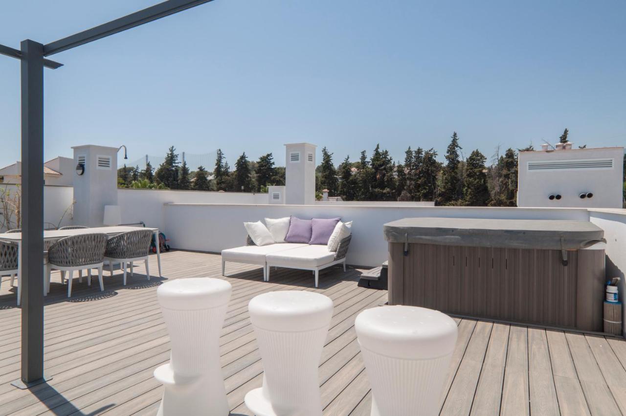 Apartment Exclusive Penthouse Walking Distance To Puerto Banus *