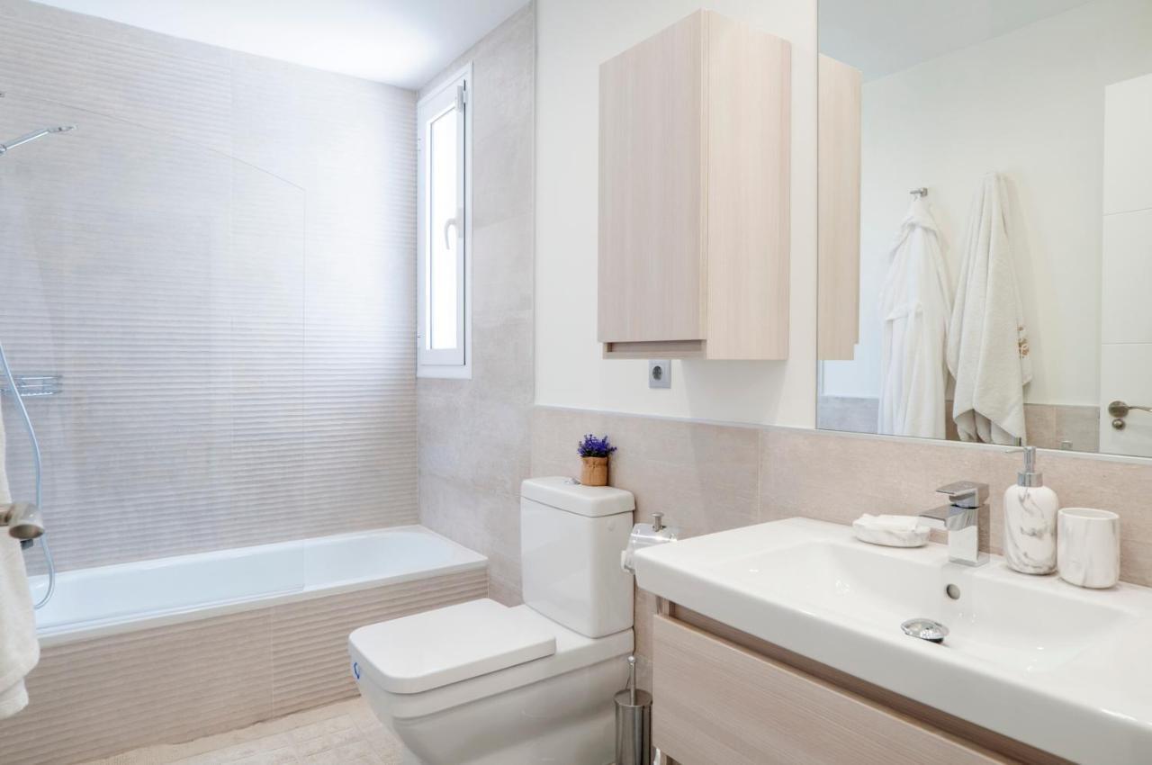 Exclusive Penthouse Walking Distance To Puerto Banus