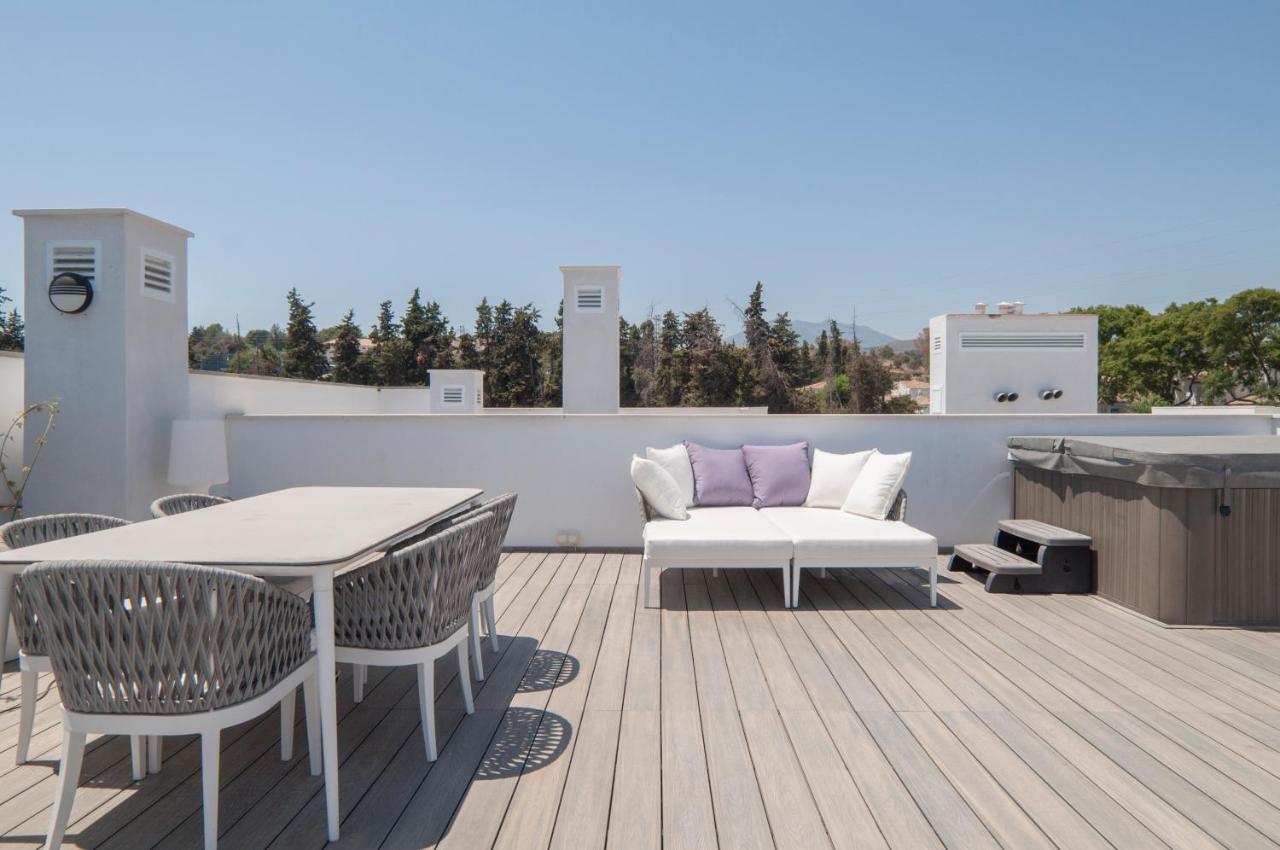 Exclusive Penthouse Walking Distance To Puerto Banus * Marbella