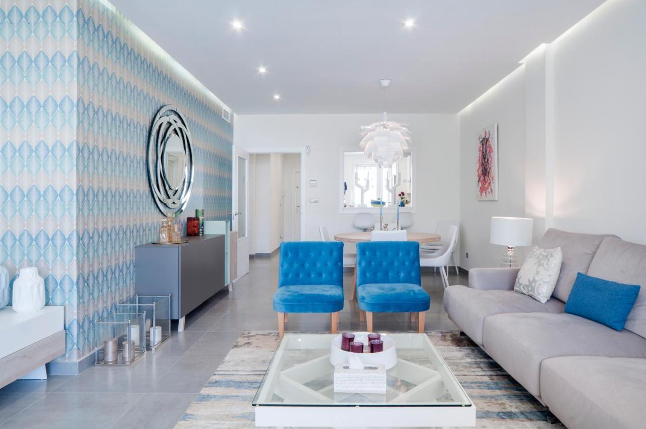 Exclusive Penthouse Walking Distance To Puerto Banus *