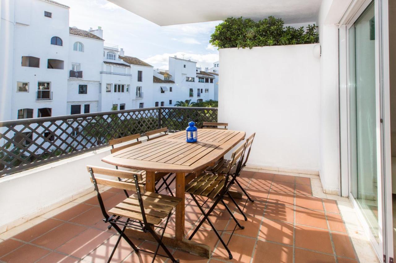 Apartamento Awesome 2 Bedroom Apt With Pool And Parking In Puerto Banus - Rdr197