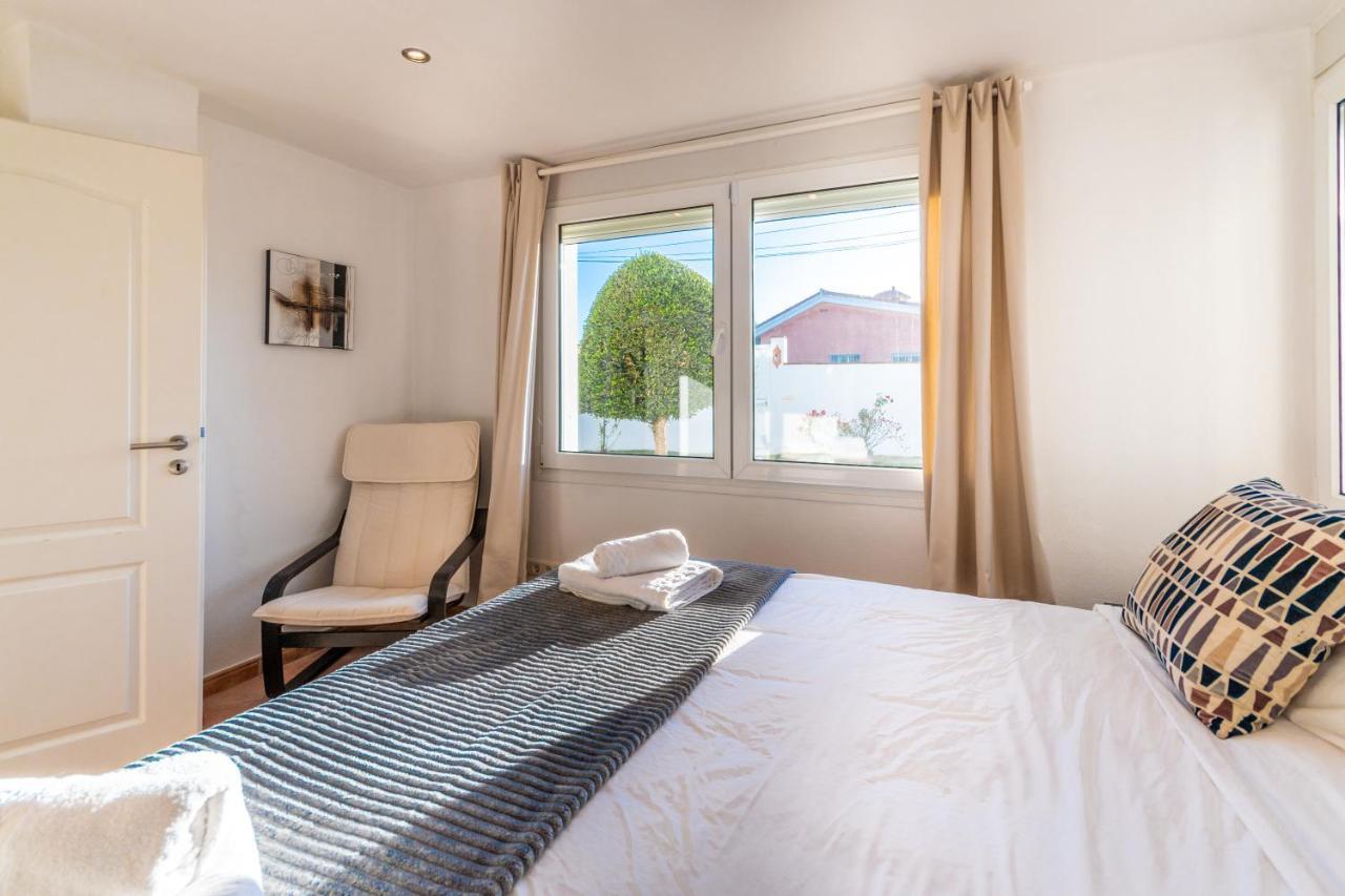 In The Second Line, Modern Beachfront In Costabella, Vakantiehuis Marbella