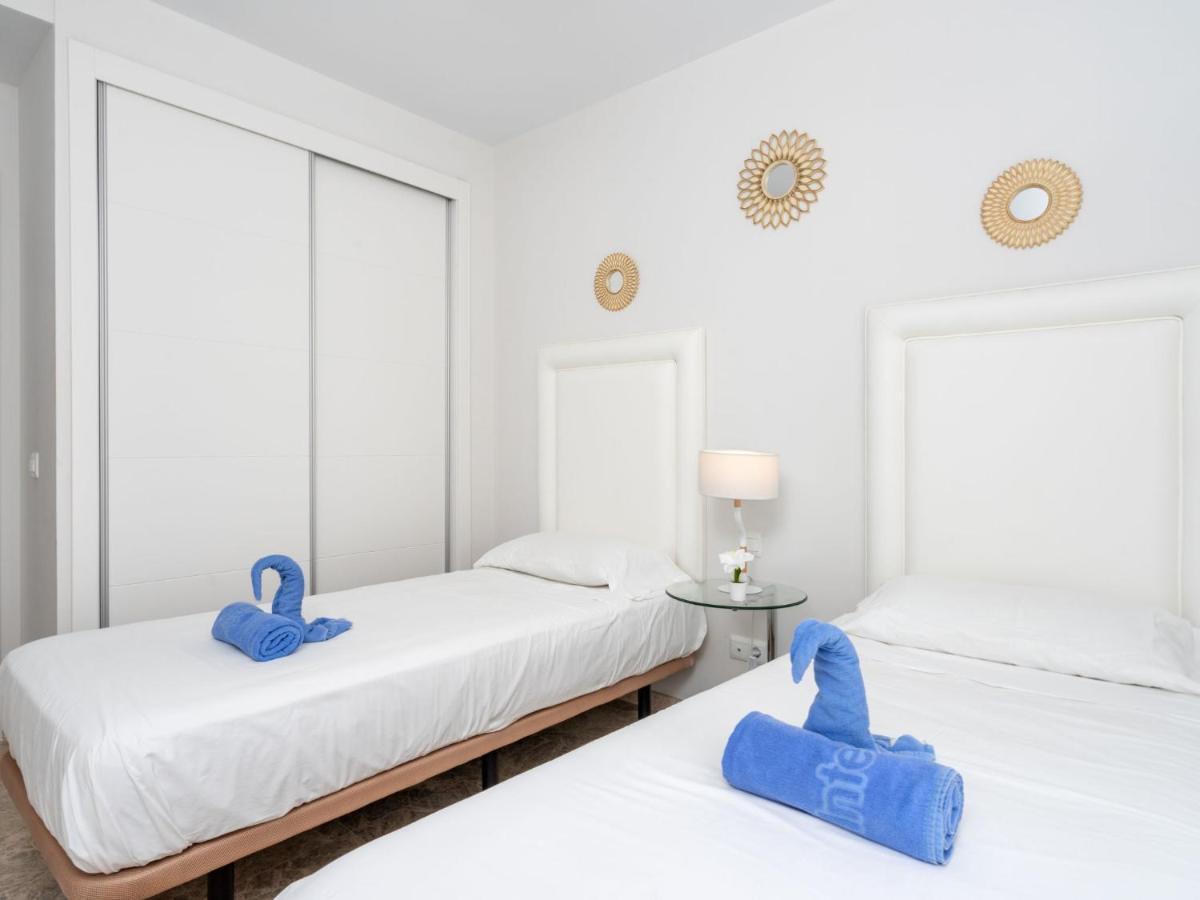 Holiday home Naranjos Singles By Interhome