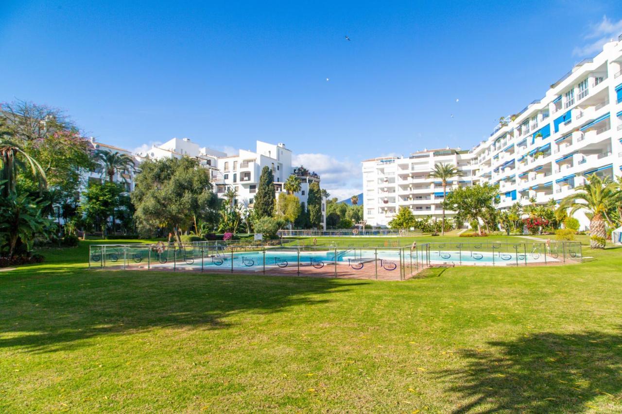 Awesome 2 Bedroom Apt With Pool And Parking In Puerto Banus - Rdr197 Apartamento
