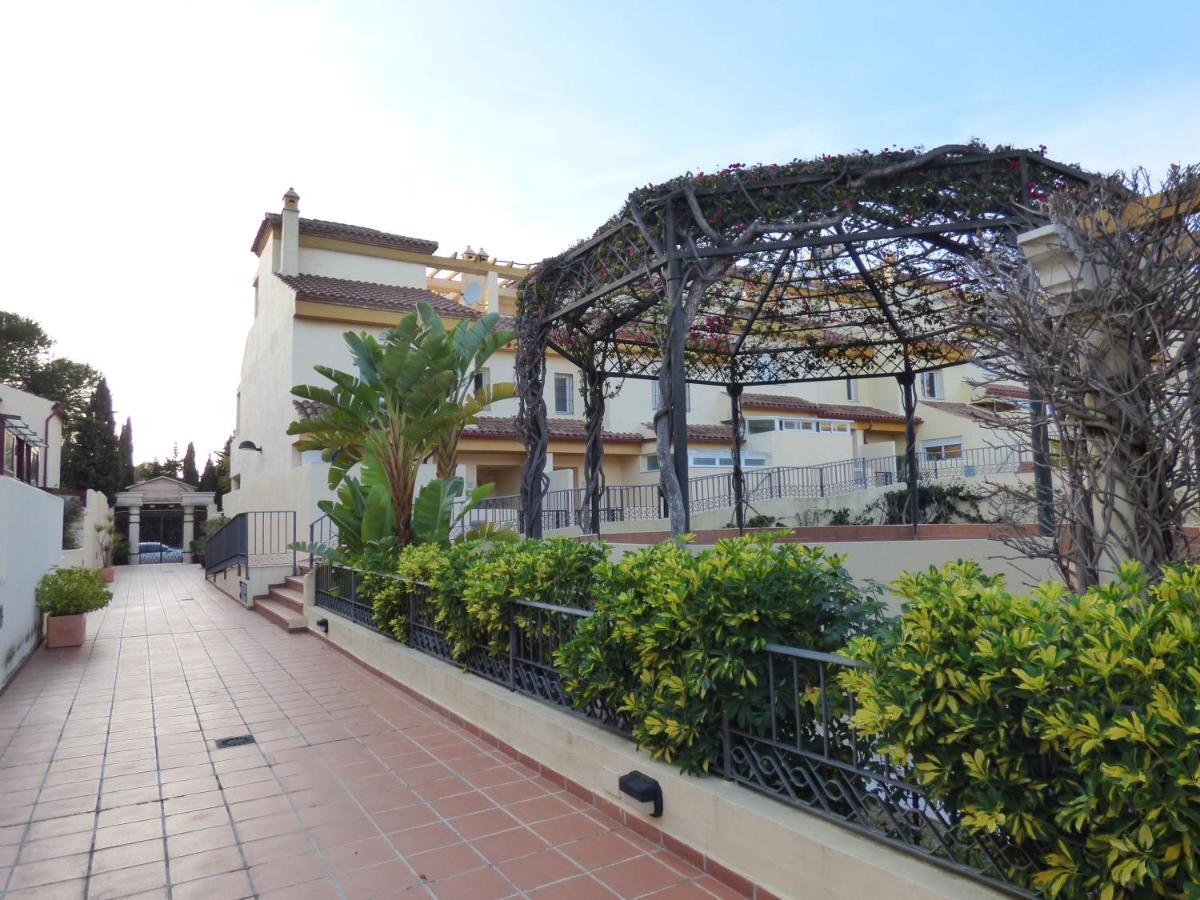 Corona De Nagueles Townhouse - Eaw Homes Marbella