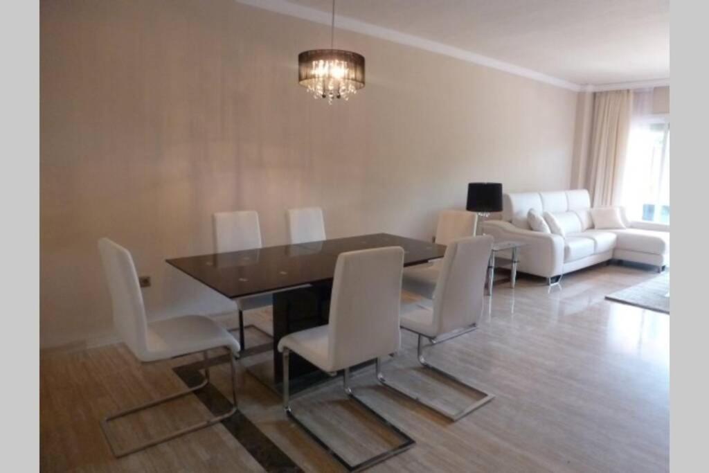 El Embrujo Apartment *