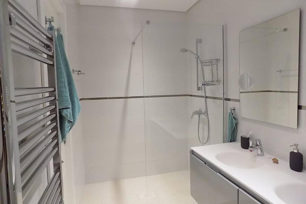 Le Village Apartment *