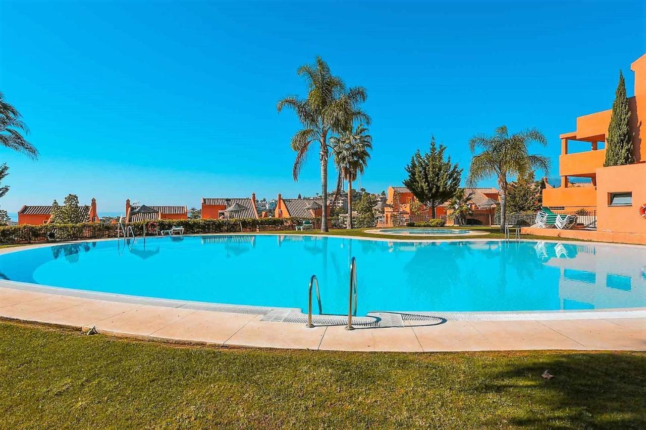 R17 Angies Luxury One Bedroom Appartement *