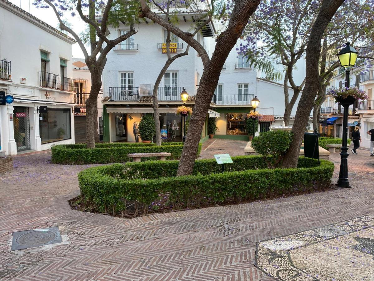 Old Town Modern Flat, 4 Minutes From - Eaw Homes Apartment Marbella