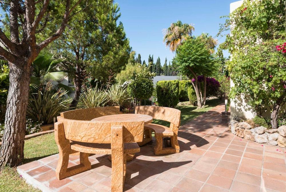 Vacation I Nueva Andalucia Golf Getaway *