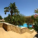 Ground Floor Apartment, Los Jardines De Santa Maria Elviria