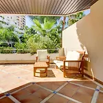 Fuente Aloha Apartment