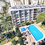 Skol 329 - Spacious Beachfront Studio With Sea Views