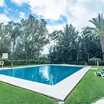 Contemporary 2Br Apt With Terrace In Nueva Andalucia \'The Golf Valley\'