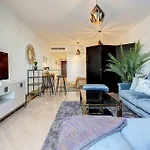 Luxurious 80M² Studio Apartment, Stunning Sea Views - Rio Real Golf, Marbella