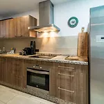 Gc - Spacious Flat In Golden Beach Marbella