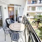 Skol 322 - Completely Renovated Beach Front Apartment Marbella