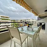 Apartamento Con Vistas Y Terraza En Guadalmina Mad