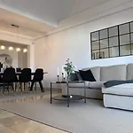 Penthouse With Sea Views In Marbella