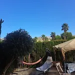Precioso apartamento con enorme jardín