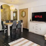 Frente A La Playa Apartamento Boutique En Marbella