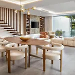 Luxury New Villa Alma- 5Bdr, Pool, Garden, Parkin