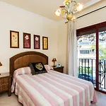 Rentandhomes Marbella Luxury Beach