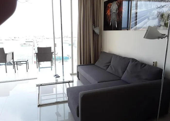 First Line Duplex Puerto Banus Sleeps 8 People