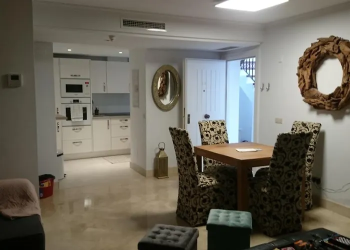 White Pearl Beach L2