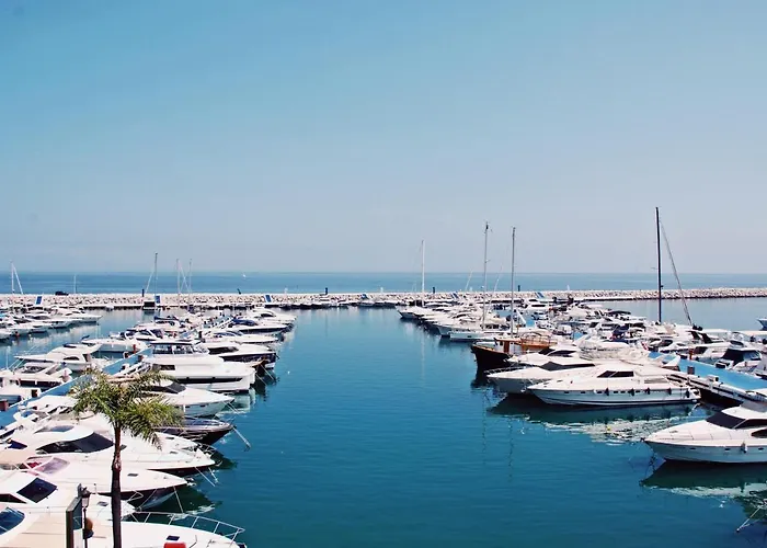 First Line Luxury Penthouse, Puerto Banus, Marbella