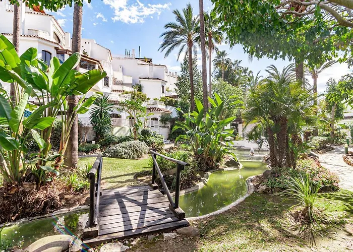 Gc - Spacious Flat In Golden Beach Marbella