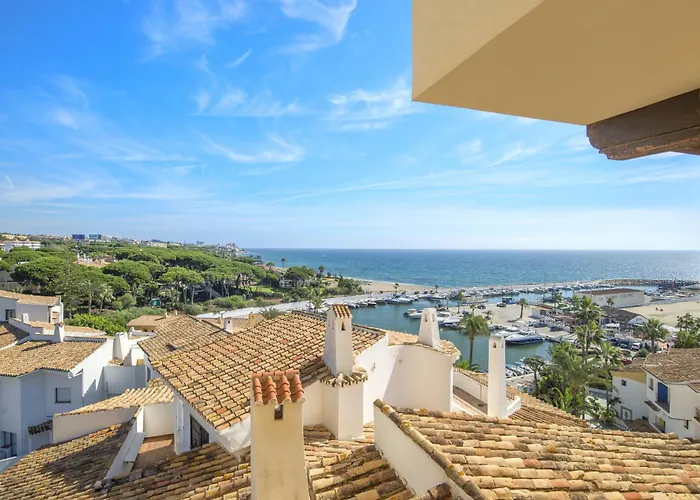 Puerto Cabopino Apartment