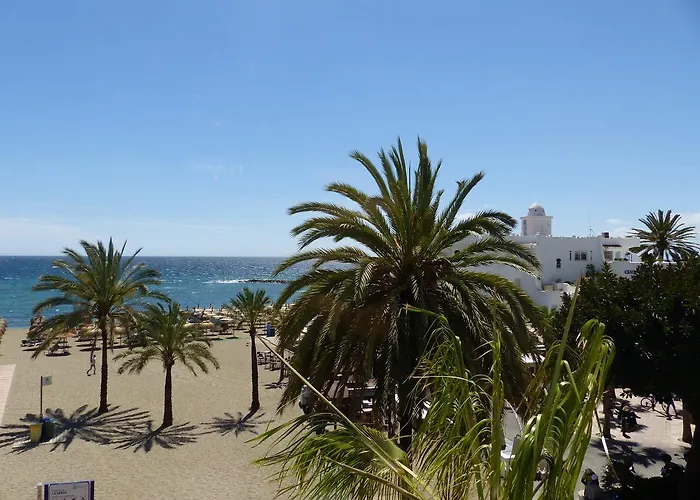 Marbella Beach And Sea View Apartment